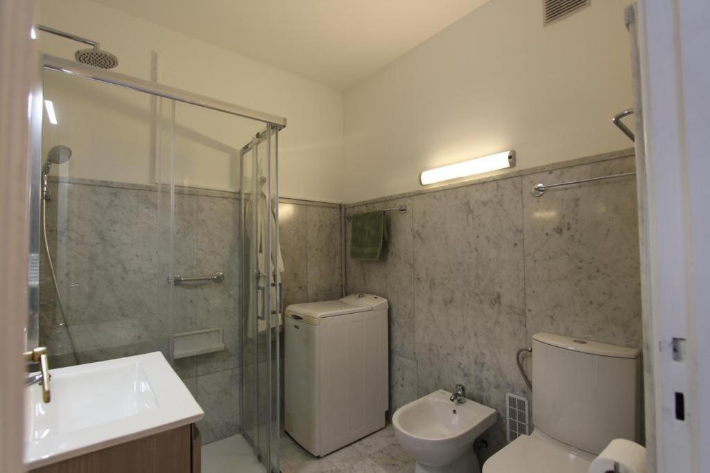 Appartement avec vue mer sur la Promenade des Anglais Nice Extérieur photo