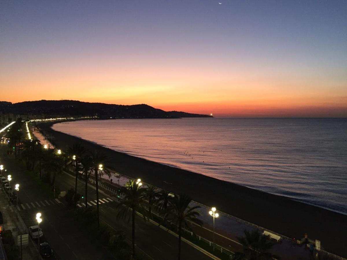 Appartement avec vue mer sur la Promenade des Anglais Nice Extérieur photo